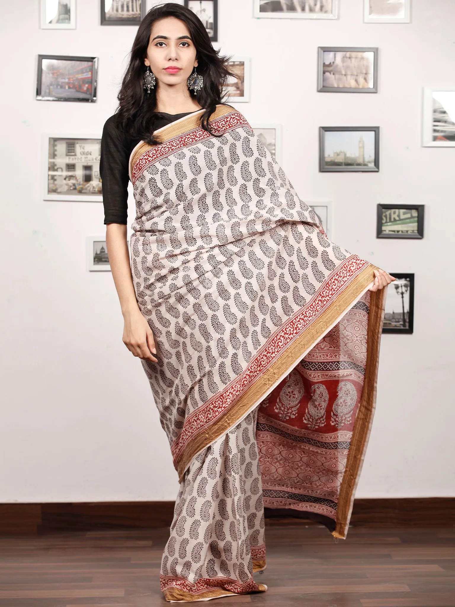 Beige Black Maroon Bagh Printed Maheshwari Cotton Saree - S031703301