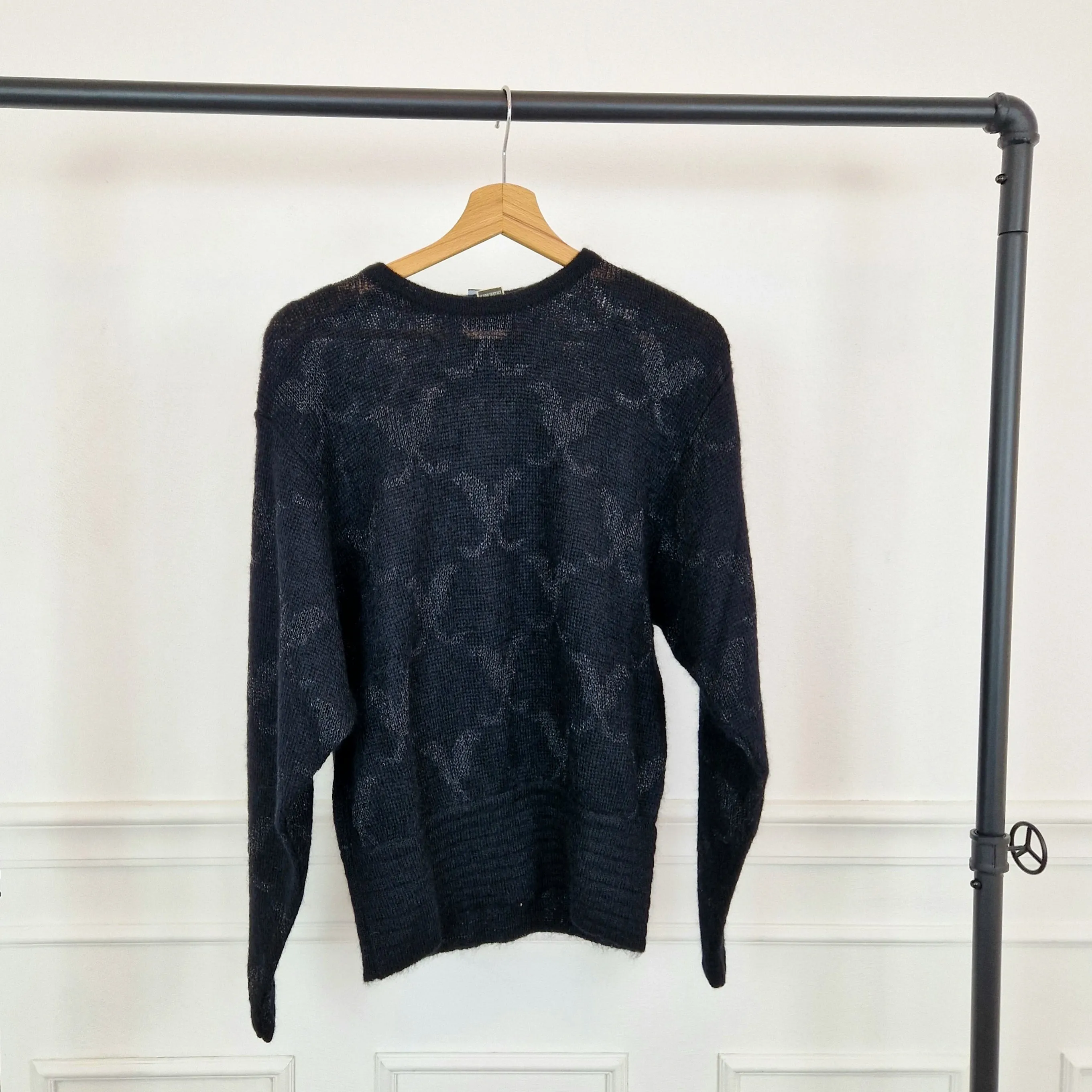 Maglione vintage nero fiocchi