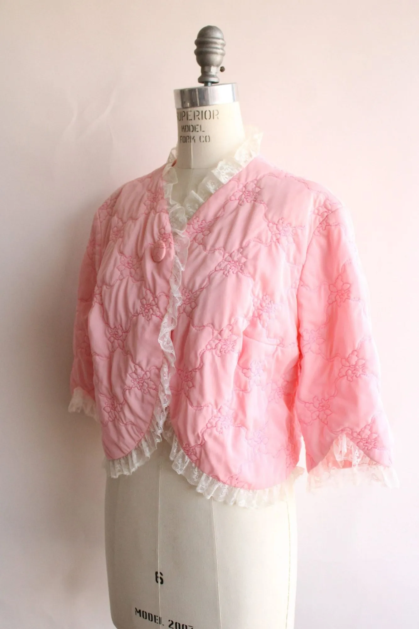 Vintage 1960s Pink Quilted Bed Jacket by Vanity Fair