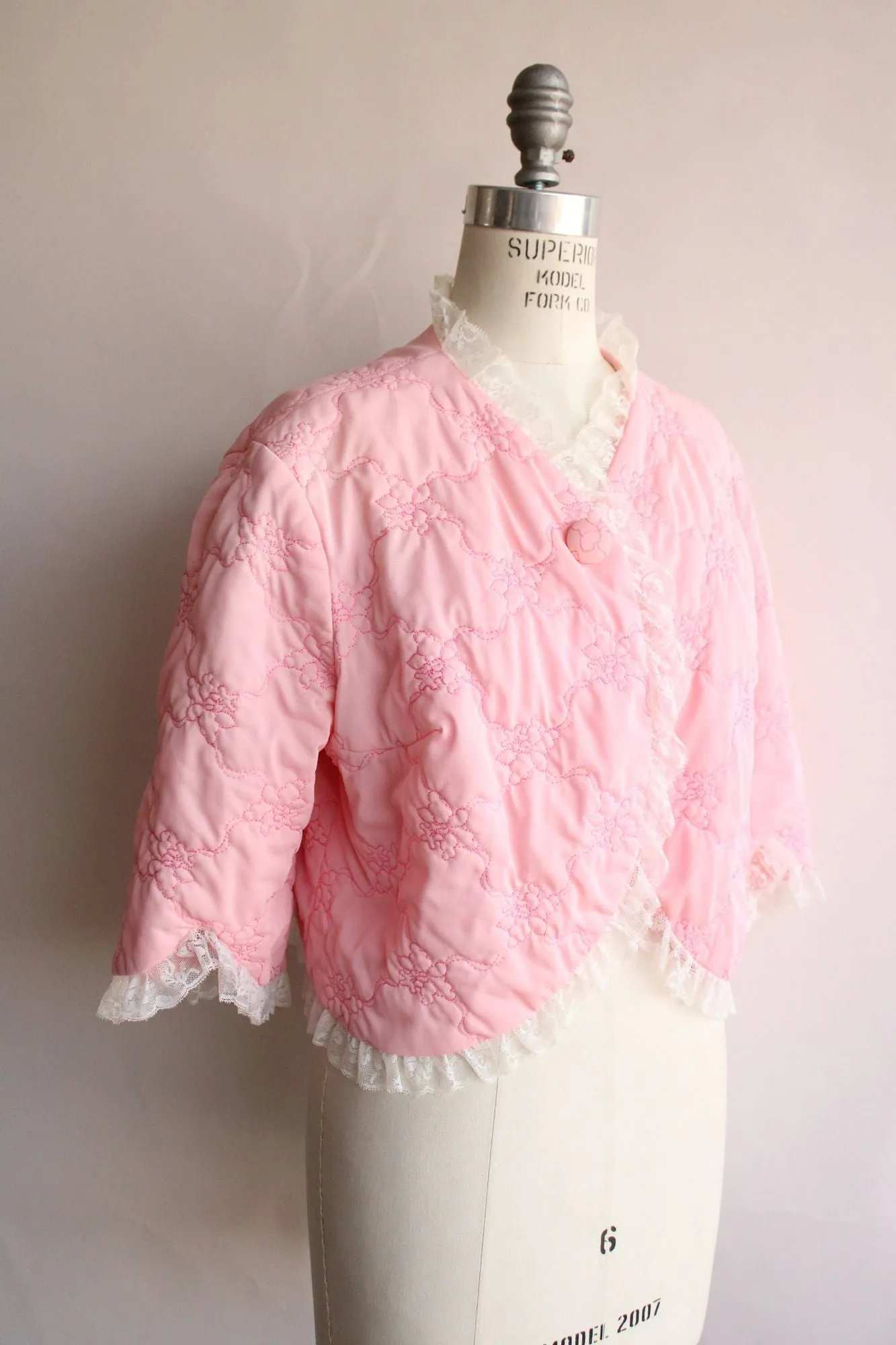 Vintage 1960s Pink Quilted Bed Jacket by Vanity Fair