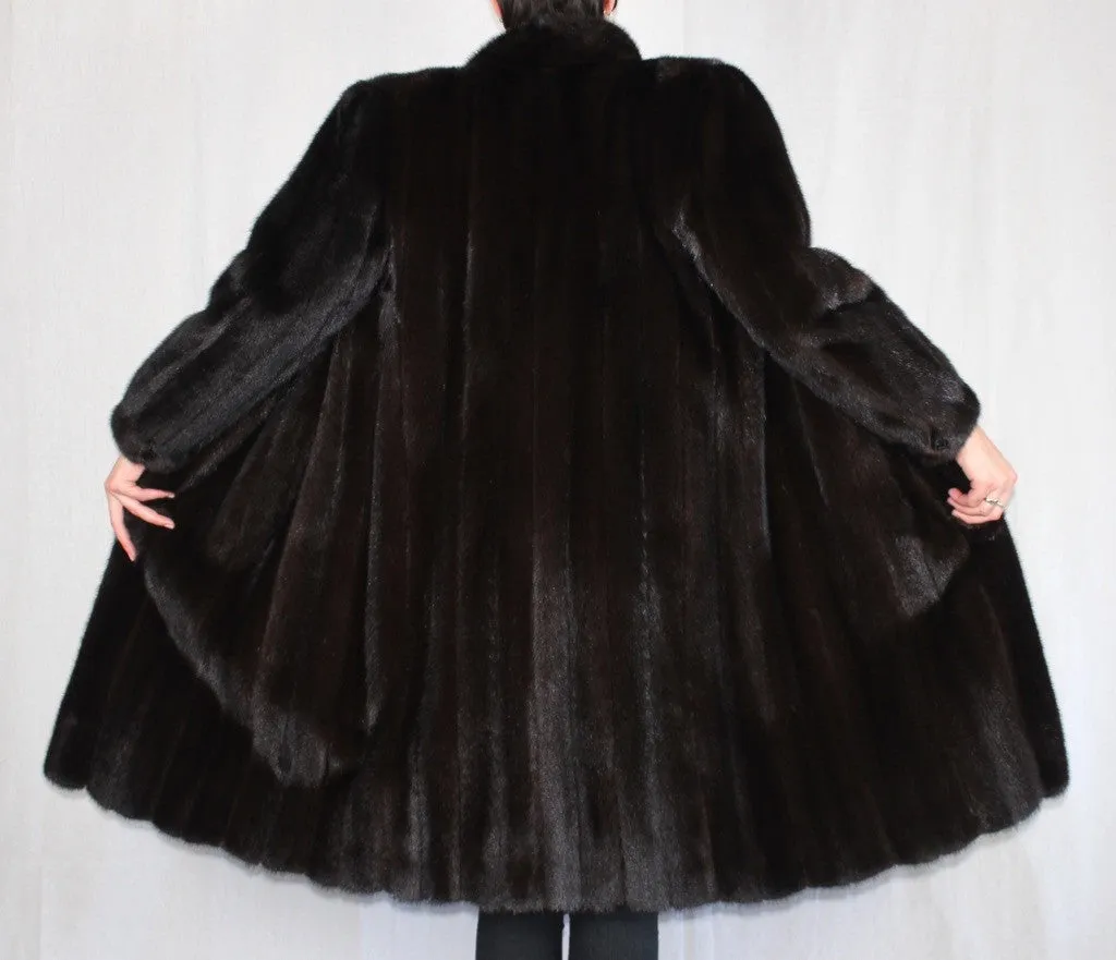 Vintage Blackglama Dark Mink Fur Coat -M/L