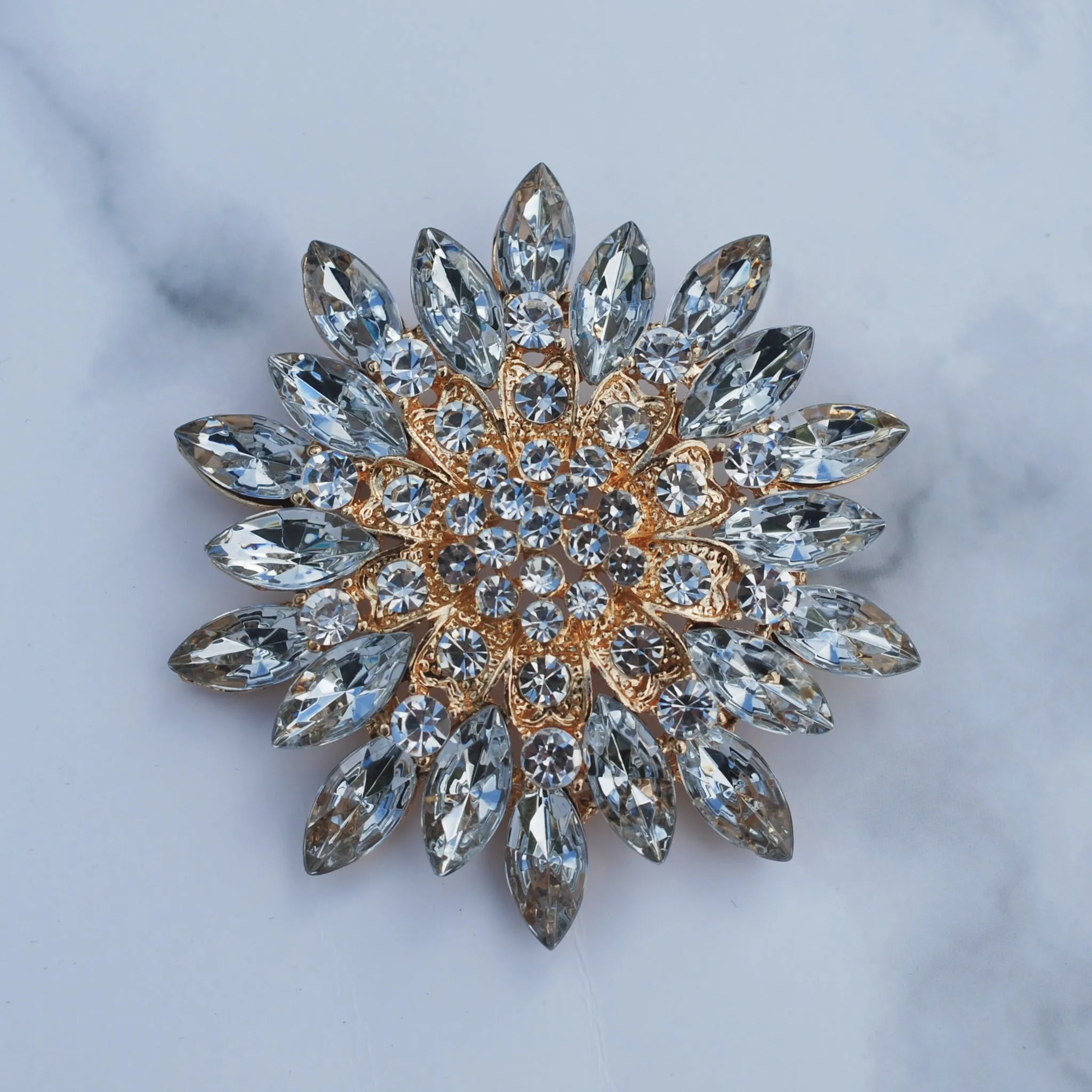 Vintage Brooch Large with Crystal